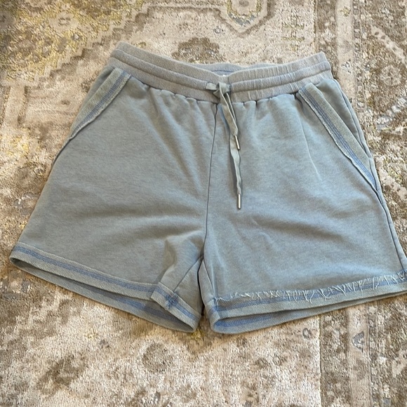 Dance & Marvel Stone Washed Bandana Pocket Terry Shorts - Picture 5 of 10